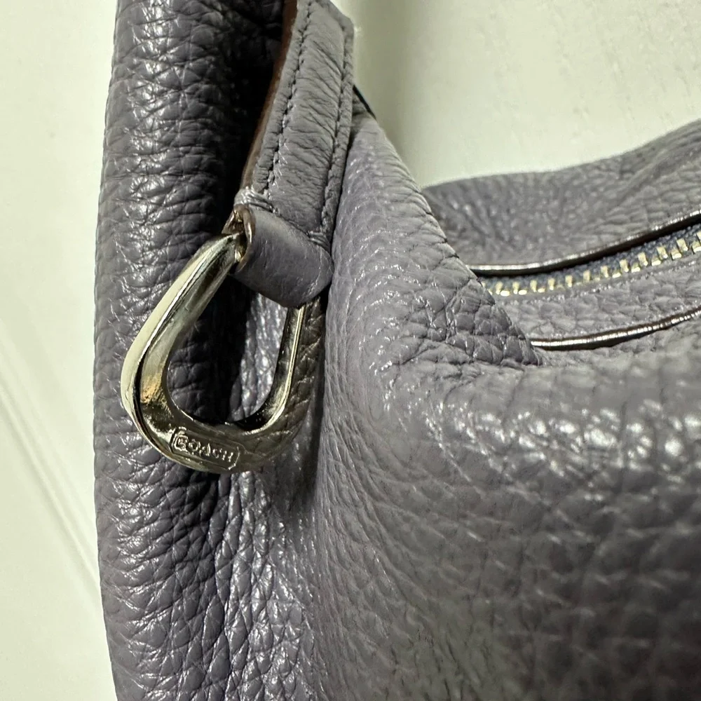 Coach Avery Leather Hobo Bag Gray - Picture 4 of 13